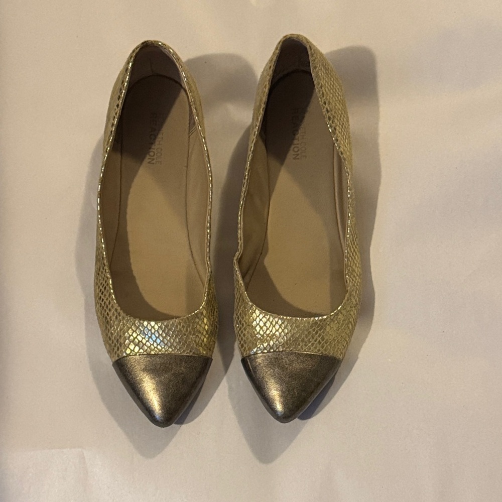 Kenneth Cole Reaction Metallic Gold Loafers